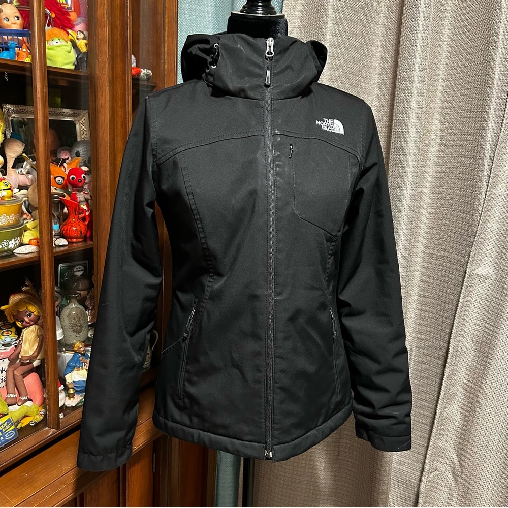 North Face Women’s Jacket S- OPEN TO OFFERS!!!